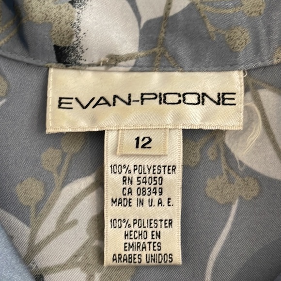 2/$30 Evan Picone Floral Satin Pleated and Tucked Button Down Blouse Size 12 - Picture 15 of 15